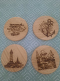Sous verres en bois gravé