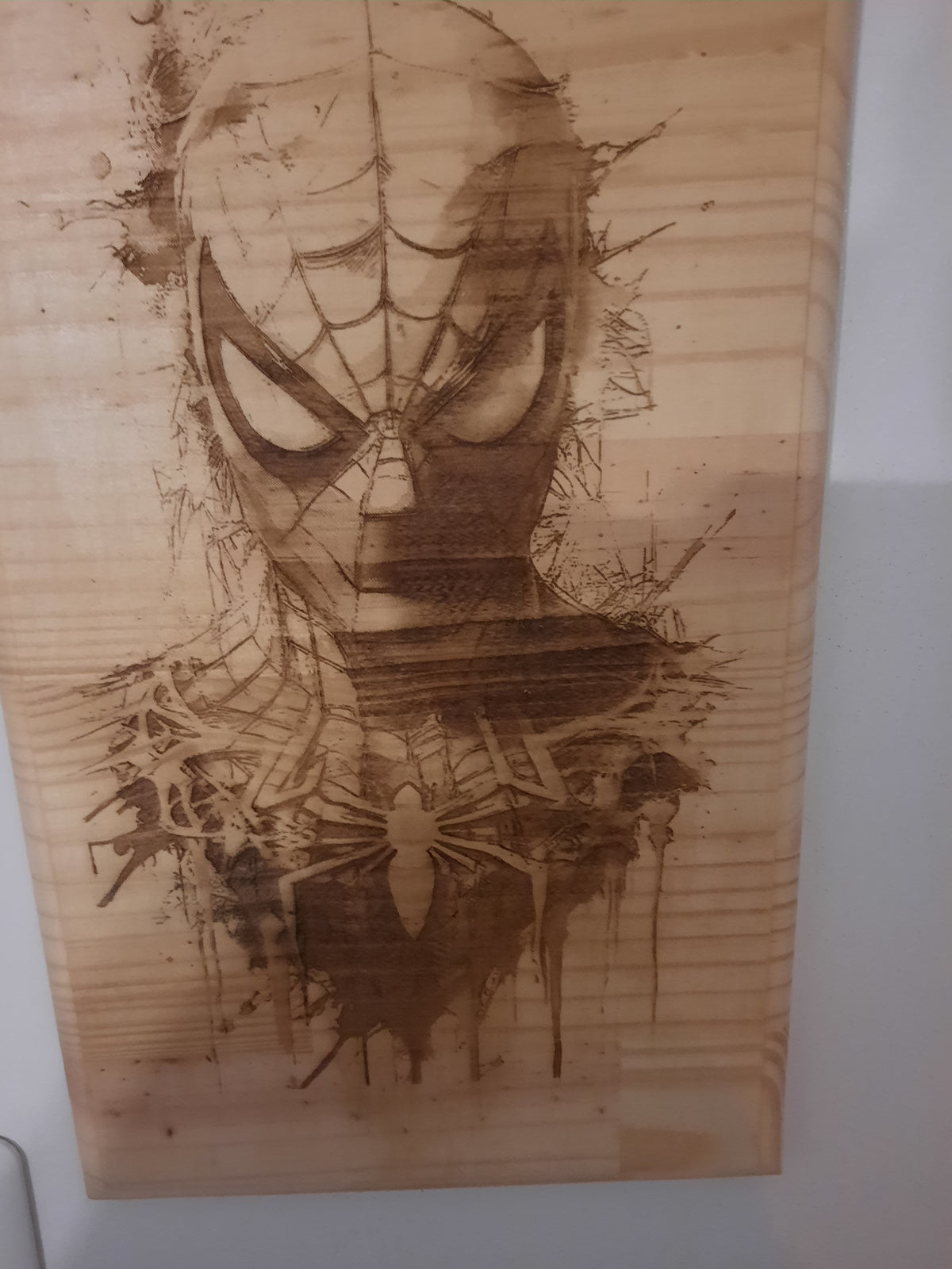 TABLEAU EN BOIS SPIDERMAN