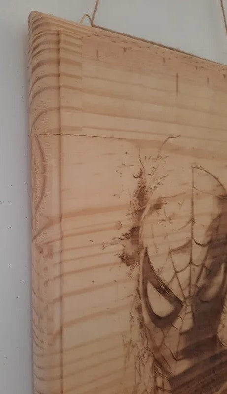 TABLEAU EN BOIS SPIDERMAN