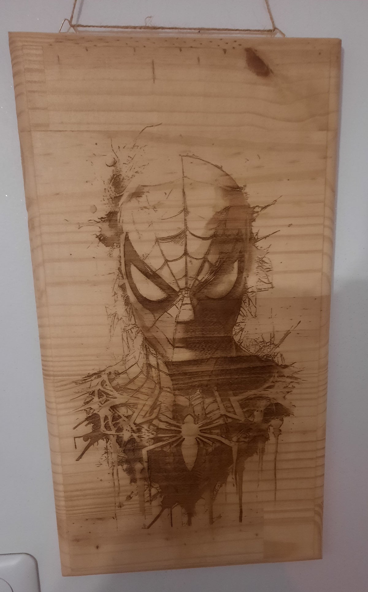 TABLEAU EN BOIS SPIDERMAN