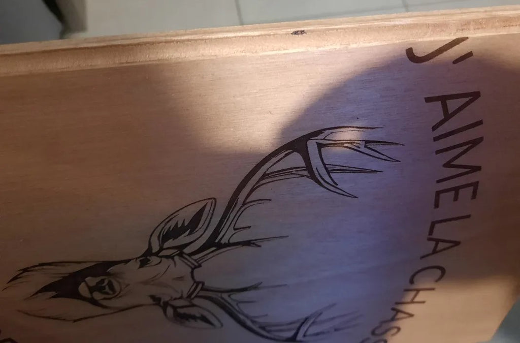Cadre en bois tête de cerf