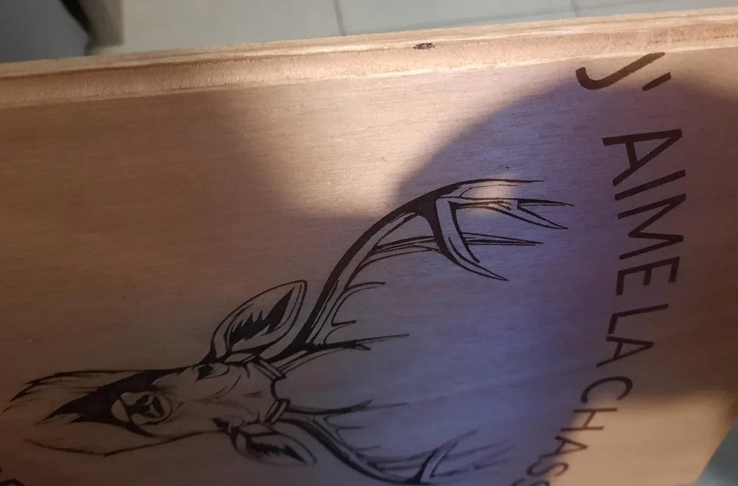 Cadre en bois tête de cerf