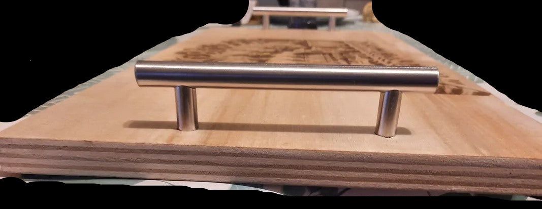 PLATEAU EN BOIS avec motif d' un train a vapeur