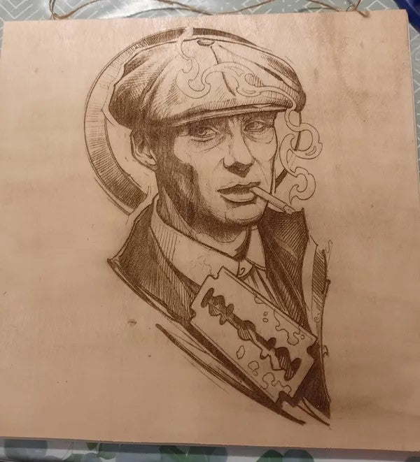 Tableau  en bois thomas shelby